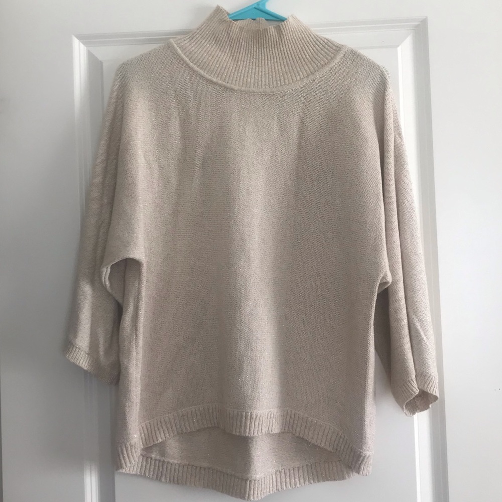 GOLD thread women’s sweater in Large